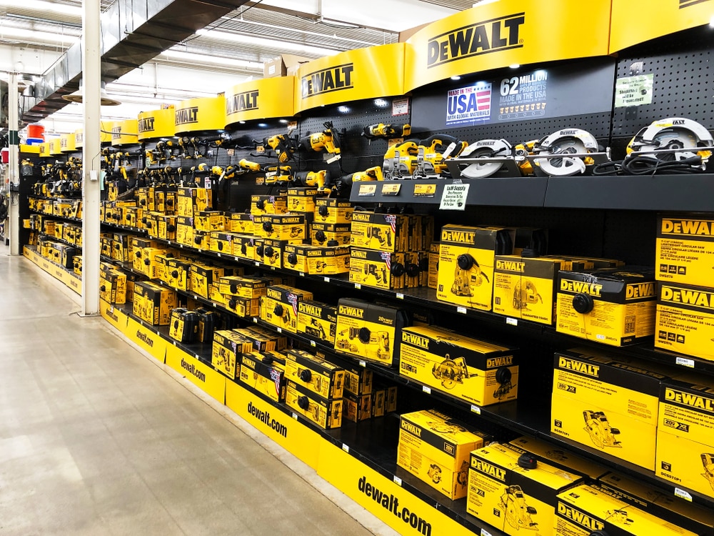 Bostitch vs DeWalt Which One Is Better? HookedOnTool