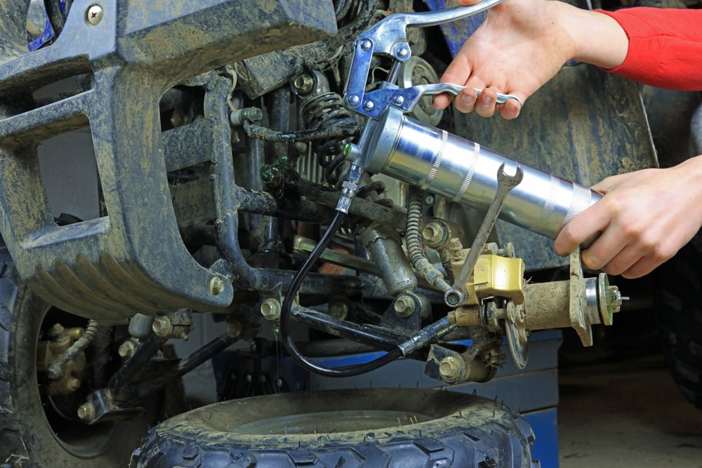 4 Most Common DeWalt Grease Gun Problems Troubleshooting HookedOnTool