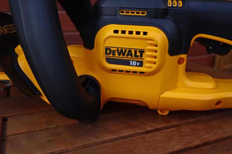 3 Easy Ways To Fix DeWalt Battery No Light On Charger HookedOnTool