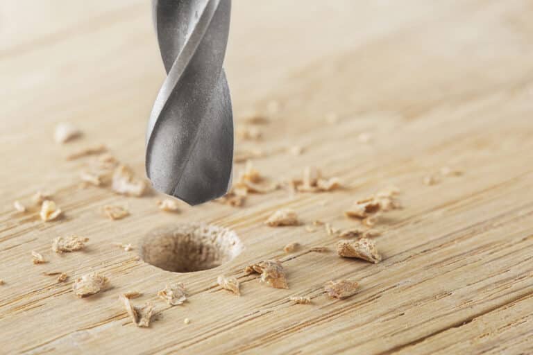 How To Remove Chuck From Old Drill Press? (3 Quick Steps) HookedOnTool