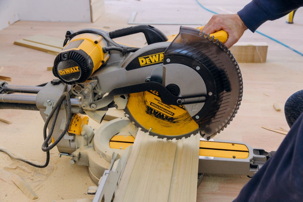3 Effective Steps When DeWalt Miter Saw Fence Not Working Issue