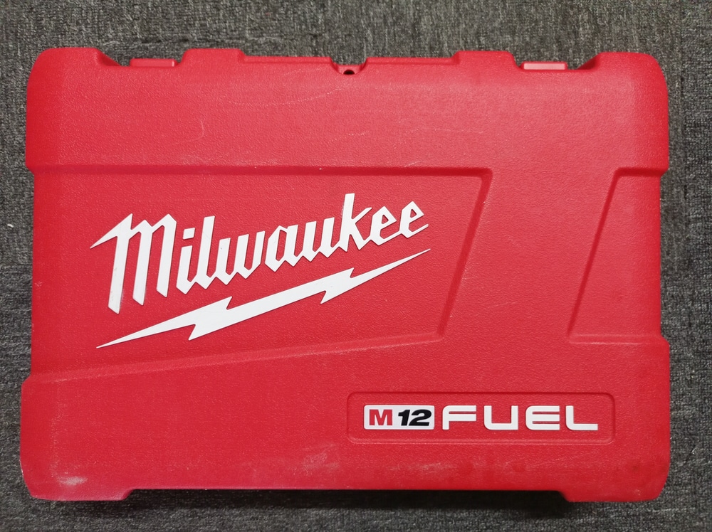 3 Quick Fixes To Milwaukee M12 Charger Not Working HookedOnTool