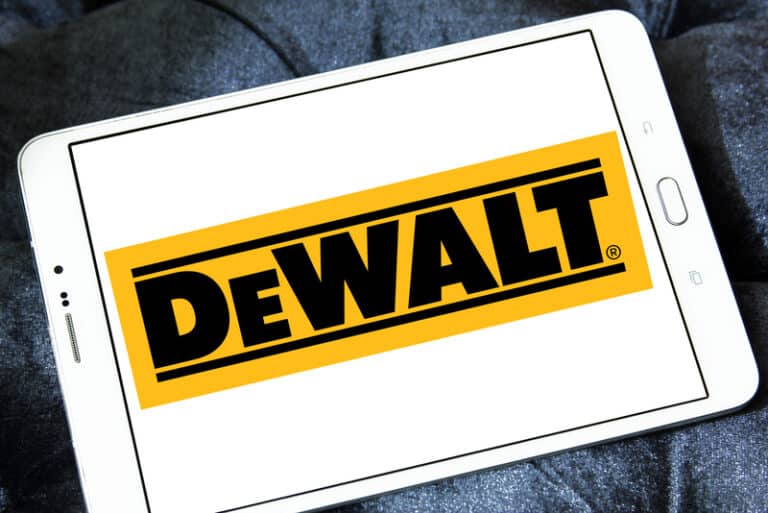 DeWalt Power Detect vs FlexVolt Advantage Which is Better? HookedOnTool