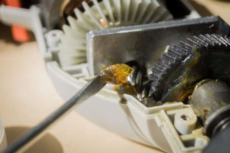 6 Fixes For DeWalt Cordless Framing Nailer Problems HookedOnTool