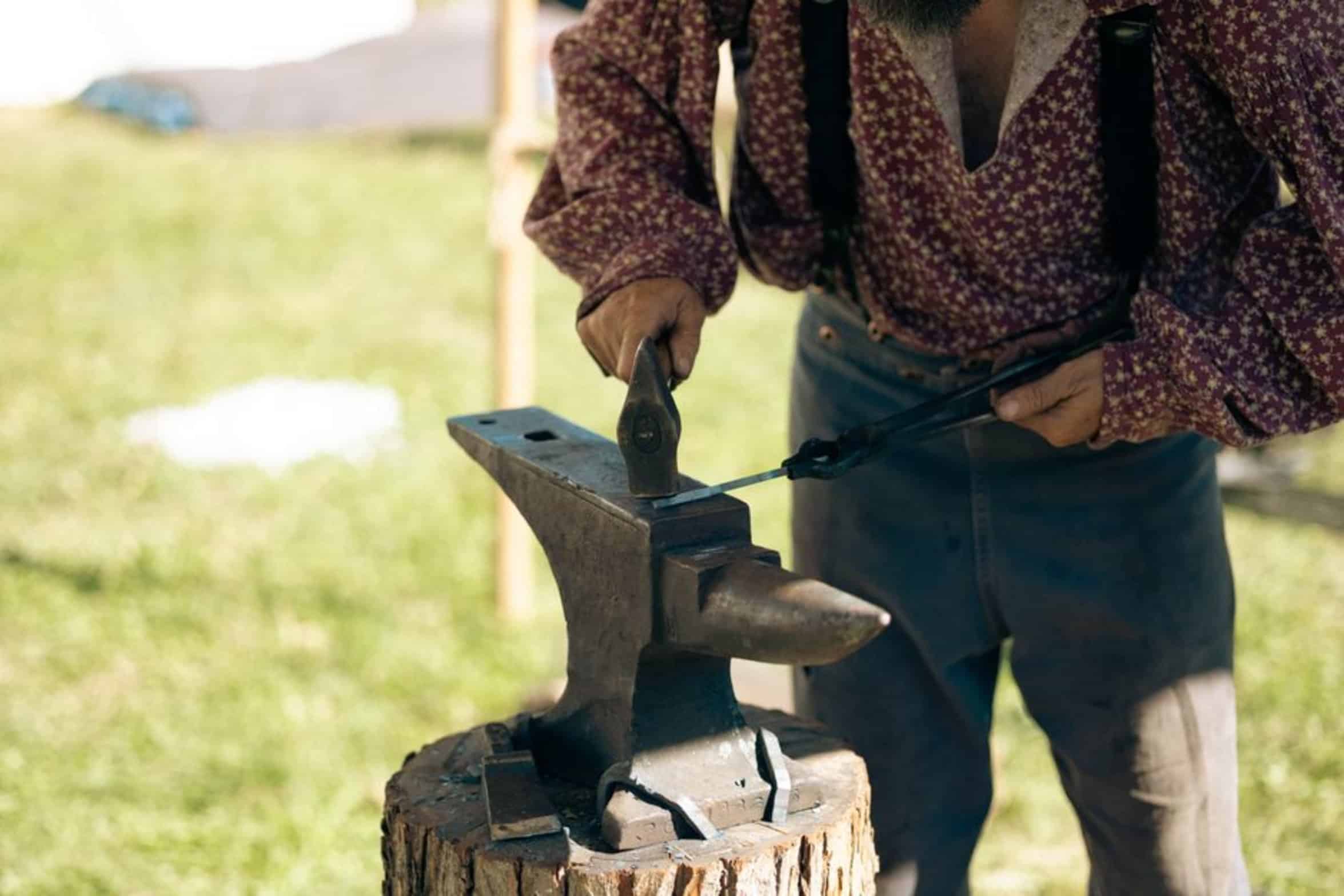 blacksmith hammer on anvil blacksmith hammer on anvil