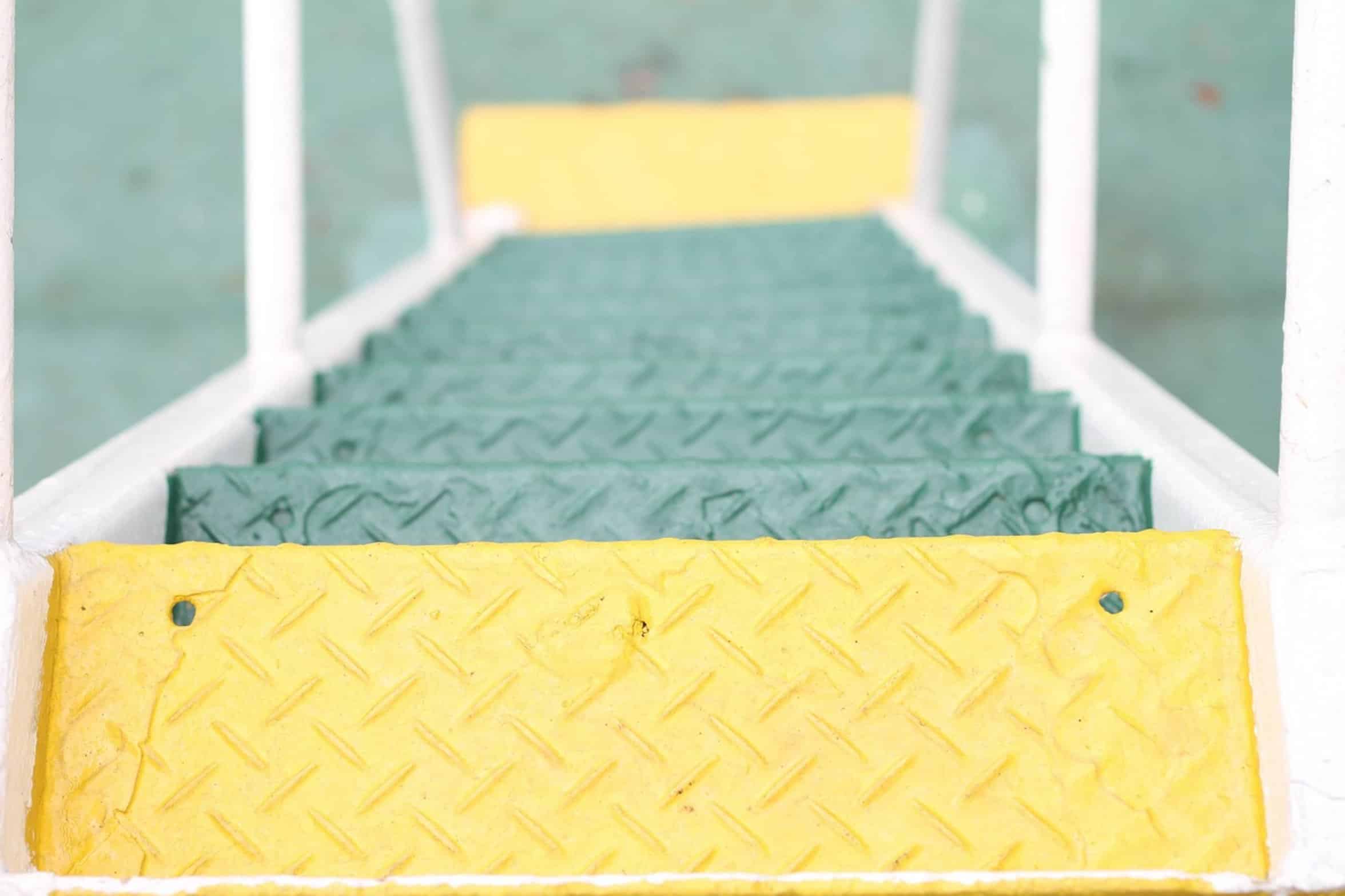 fiberglass step ladder fiberglass step ladder